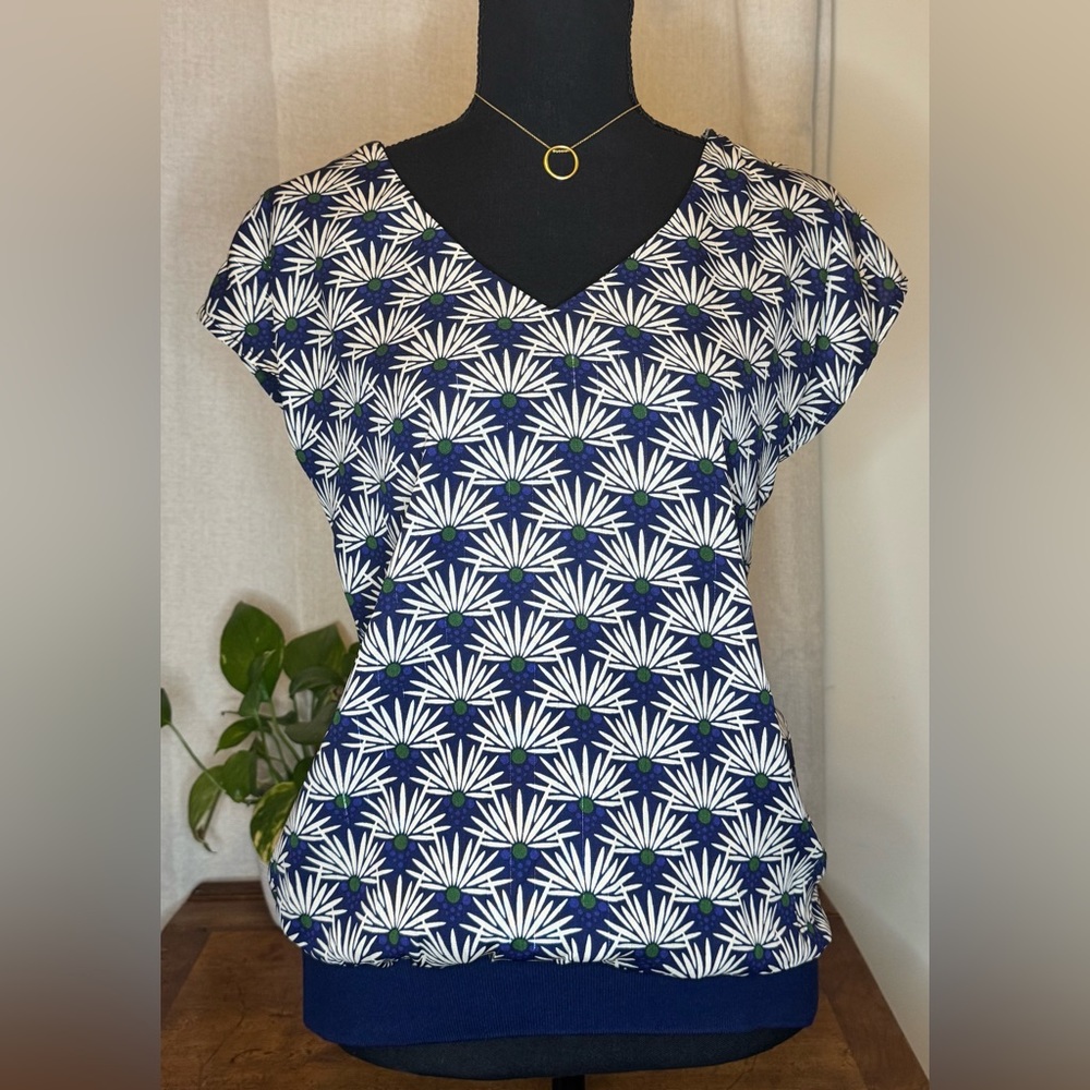 French Brand - “by one” NWOT. Size M/L
Light and Feminine. Bought in France!